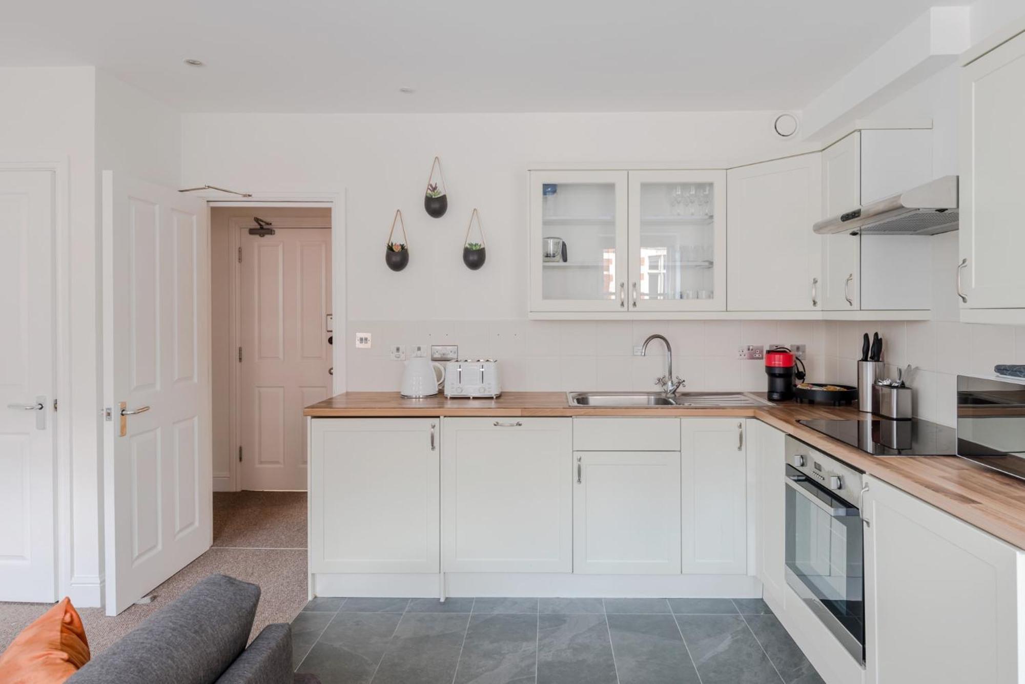 The Sensual Breeze - Fitzrovia - Frankie Says Apartman London Kültér fotó